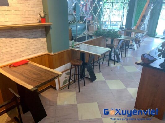 Bàn cafe vuông me tây